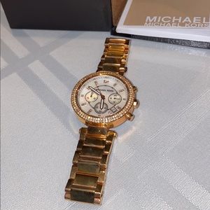 Michael Kors rose gold watch